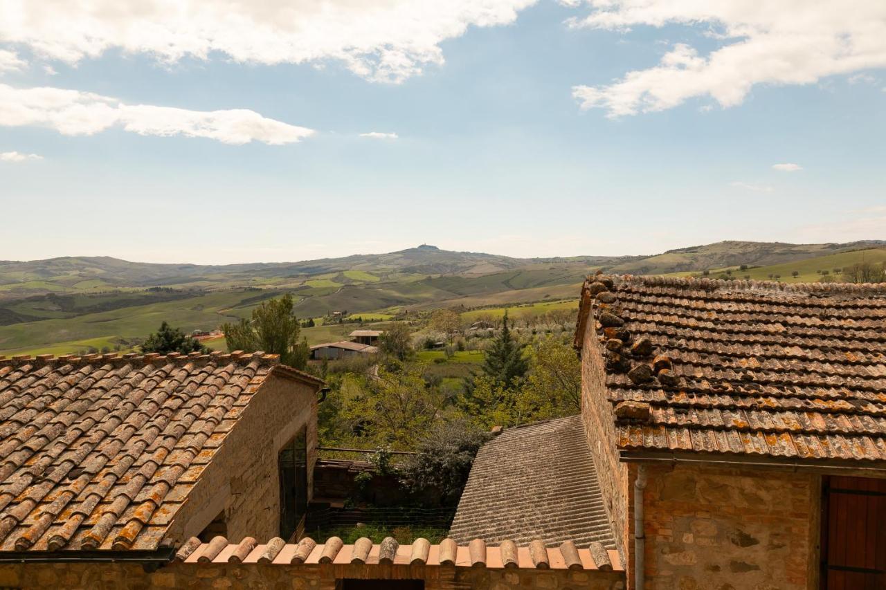 Noi2+2 Vacanze - App. Andrea Contignano Exteriör bild