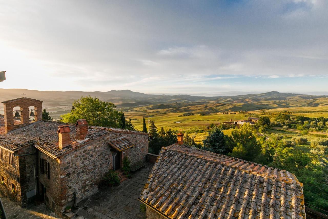 Noi2+2 Vacanze - App. Andrea Contignano Exteriör bild