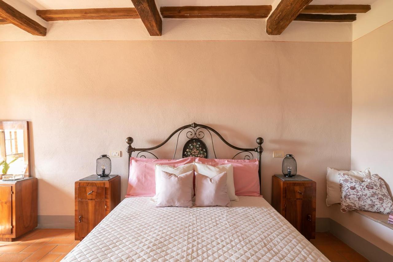 Noi2+2 Vacanze - App. Andrea Contignano Exteriör bild
