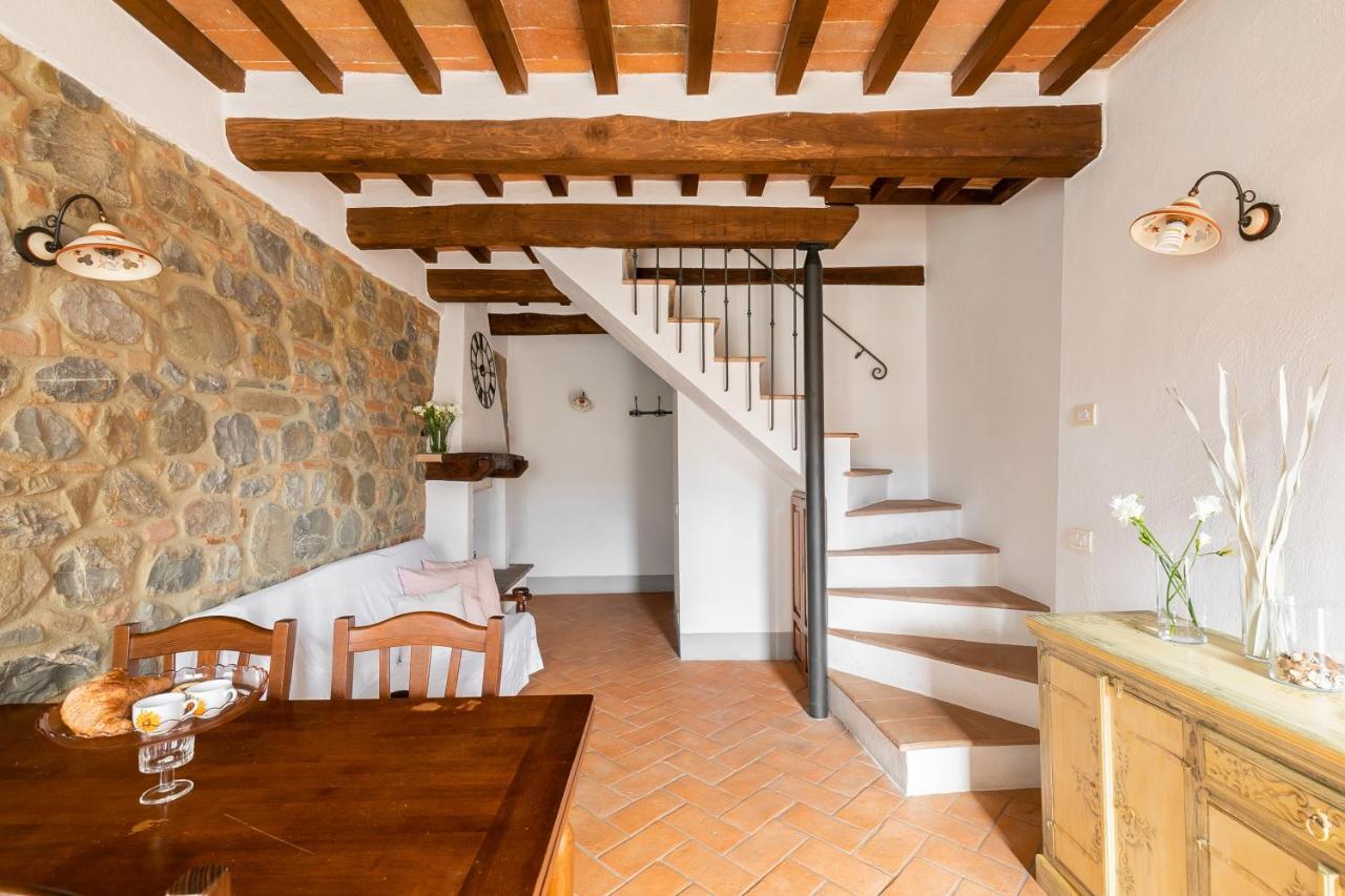 Noi2+2 Vacanze - App. Andrea Contignano Exteriör bild