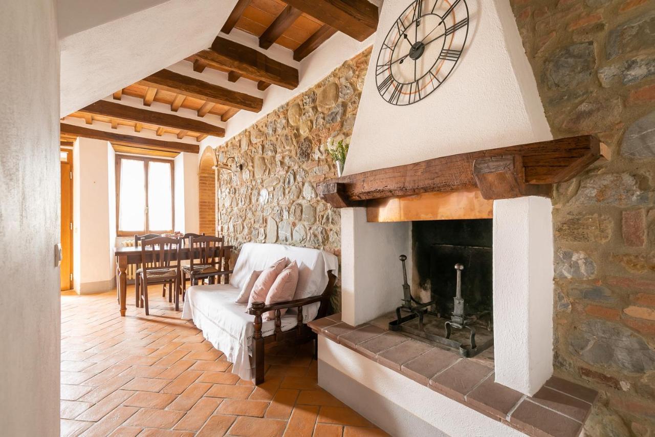 Noi2+2 Vacanze - App. Andrea Contignano Exteriör bild
